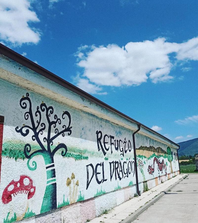 El Refugio Del Dragon Hostel Arcones Buitenkant foto
